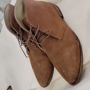 Nisolo genuine leather lace up boot